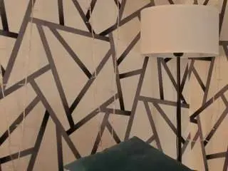 Nelly-collins  live sex cam