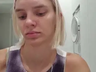 Teressaestabrooks  live sex cam