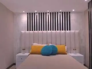 Tiffannysins  live sex cam