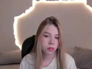 Tiffannysins  live sex cam