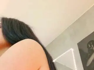 Celiachan3l  live sex cam