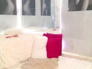 Celiachan3l  live sex cam