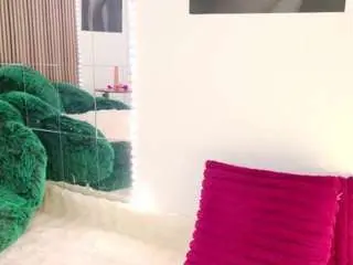 Celiachan3l  live sex cam