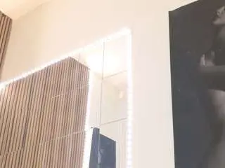 Celiachan3l  live sex cam