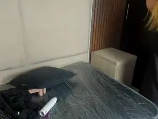 Tiffanymonrow  live sex cam