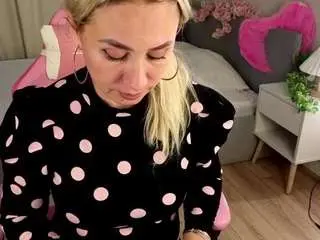 Chris-star  live sex cam