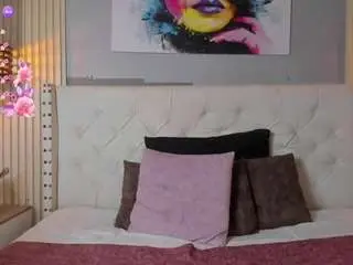 Laurynbrown1  live sex cam