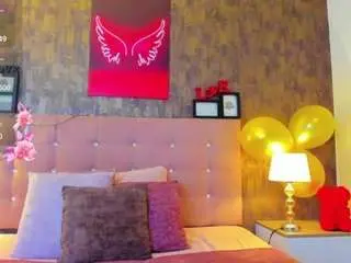 Laurynbrown1  live sex cam