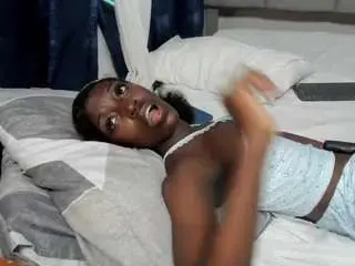 Suhailasuu  live sex cam