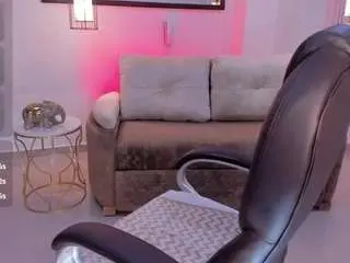 Aida-adams  live sex cam