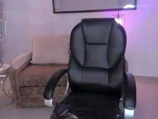 Aida-adams  live sex cam