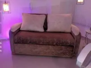 Aida-adams  live sex cam