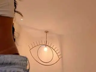 Kendalljenneer  live sex cam