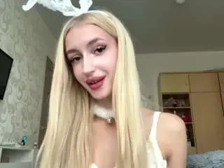 Nerissakapusniak  live sex cam
