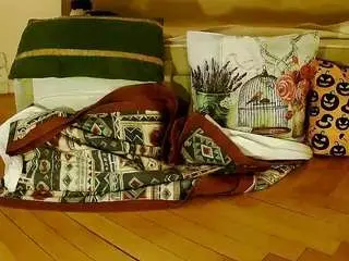 Squirtymayagold  live sex cam
