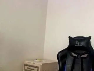 Beatricevalois  live sex cam