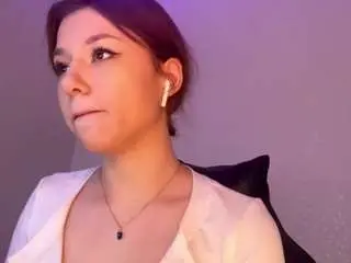 Beatricevalois  live sex cam