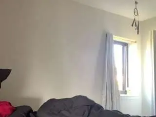 Intothewoodswego  live sex cam