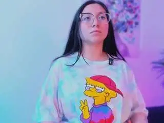 Luucyjoness  live sex cam