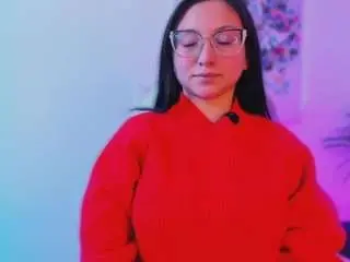 Luucyjoness  live sex cam