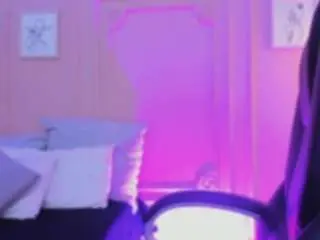 Luucyjoness  live sex cam