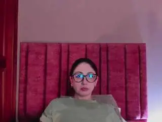 Emilywatsonn  live sex cam