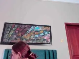 Emilywatsonn  live sex cam