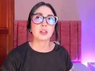 Emilywatsonn  live sex cam