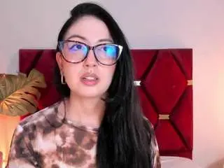 Emilywatsonn  live sex cam