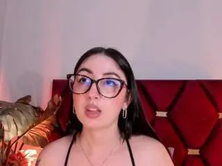 Emilywatsonn  live sex cam