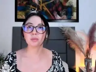 Emilywatsonn  live sex cam