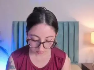 Emilywatsonn  live sex cam