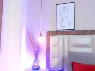 Emilywatsonn  live sex cam
