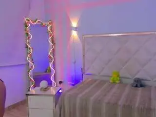 Fiory-tay  live sex cam