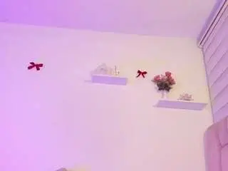 Ilianaphoenix  live sex cam