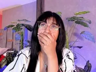 Karin-fg  live sex cam