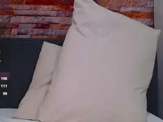 Rococo-basilisk  live sex cam