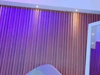 Alicia-meg  live sex cam