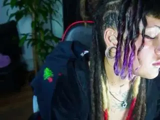 Charlottewhite-1  live sex cam