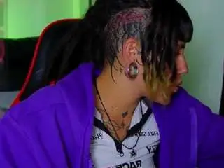 Charlottewhite-1  live sex cam