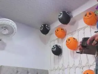 Charlottewhite-1  live sex cam