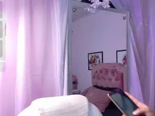 Ellariojass  live sex cam