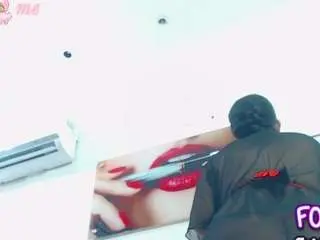 Lily-hotmature  live sex cam