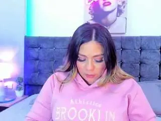 Miss-horney  live sex cam