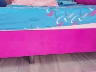 Sophie-newton  live sex cam