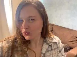 Yuonnebianca  live sex cam