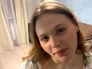 Yuonnebianca  live sex cam