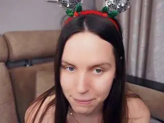 Courtneytonnessen  live sex cam