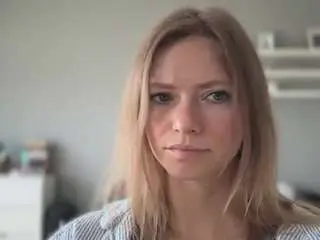 Milliedesire  live sex cam