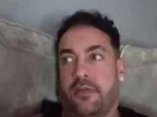 Mrandmrzholmez  live sex cam